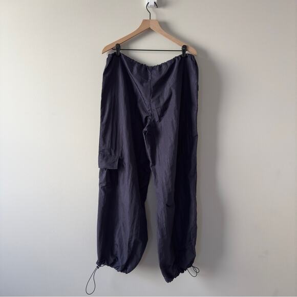 Revolve Superdown Ruby Parachute Pant Stylish Navy Cargo Pants adjustable waist - Picture 4 of 14